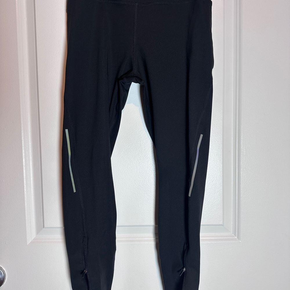 Nike Women’s Drifit Mid Rise Black Athletic Leggings with Reflective Strips